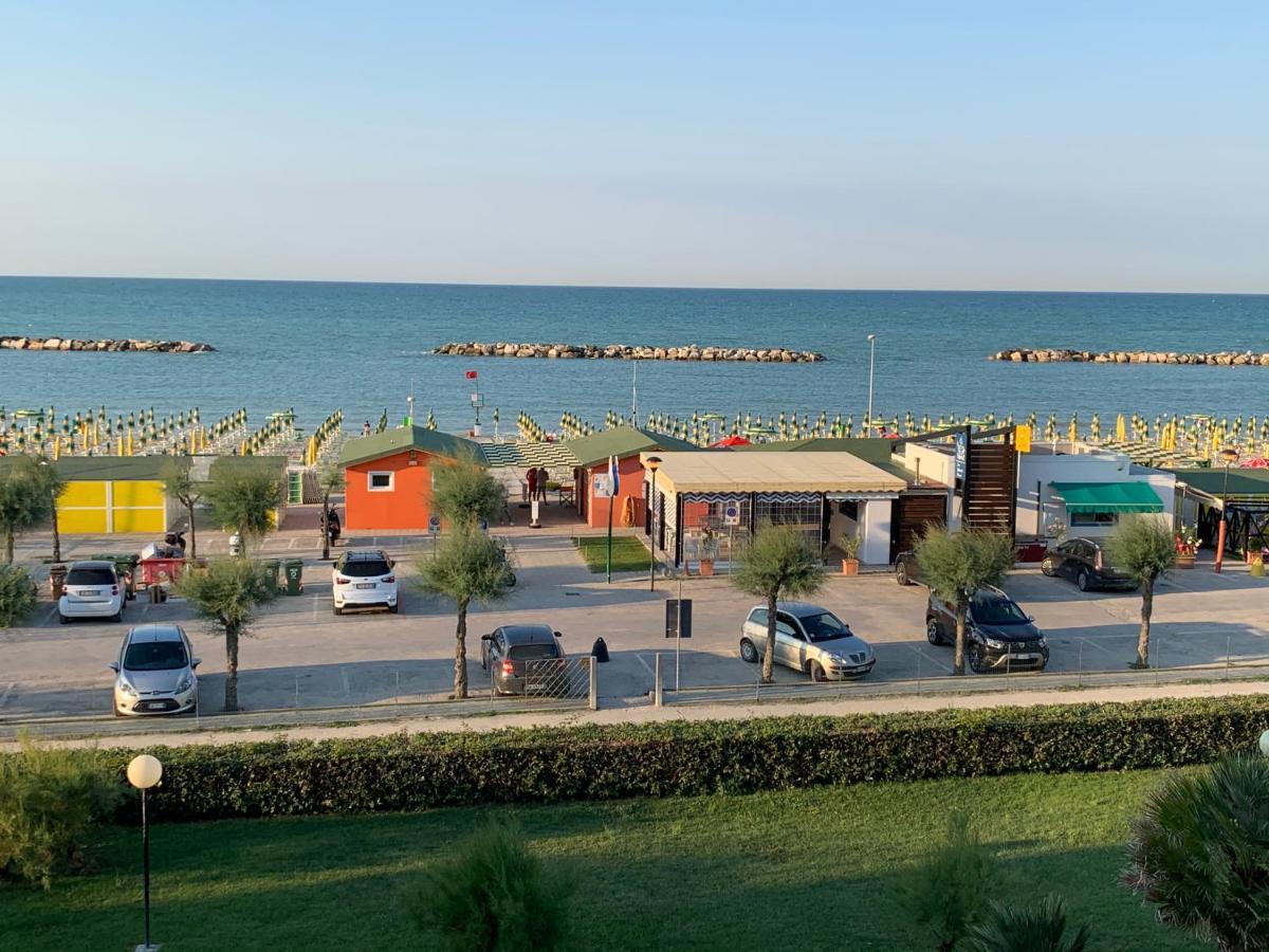 Al Mare Apartament Apartment Fano Bagian luar foto